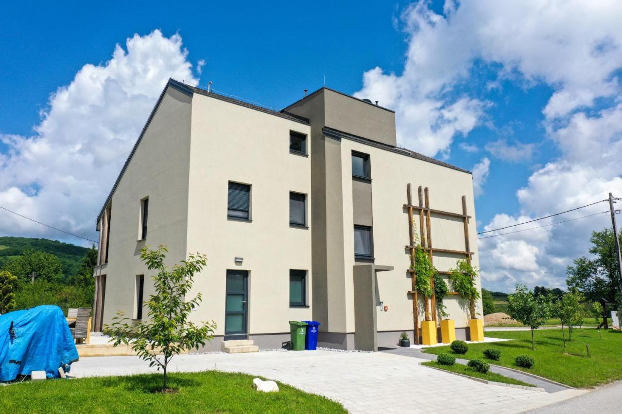 Plitvice Nest 2 Apartment Rakovica Exterior photo