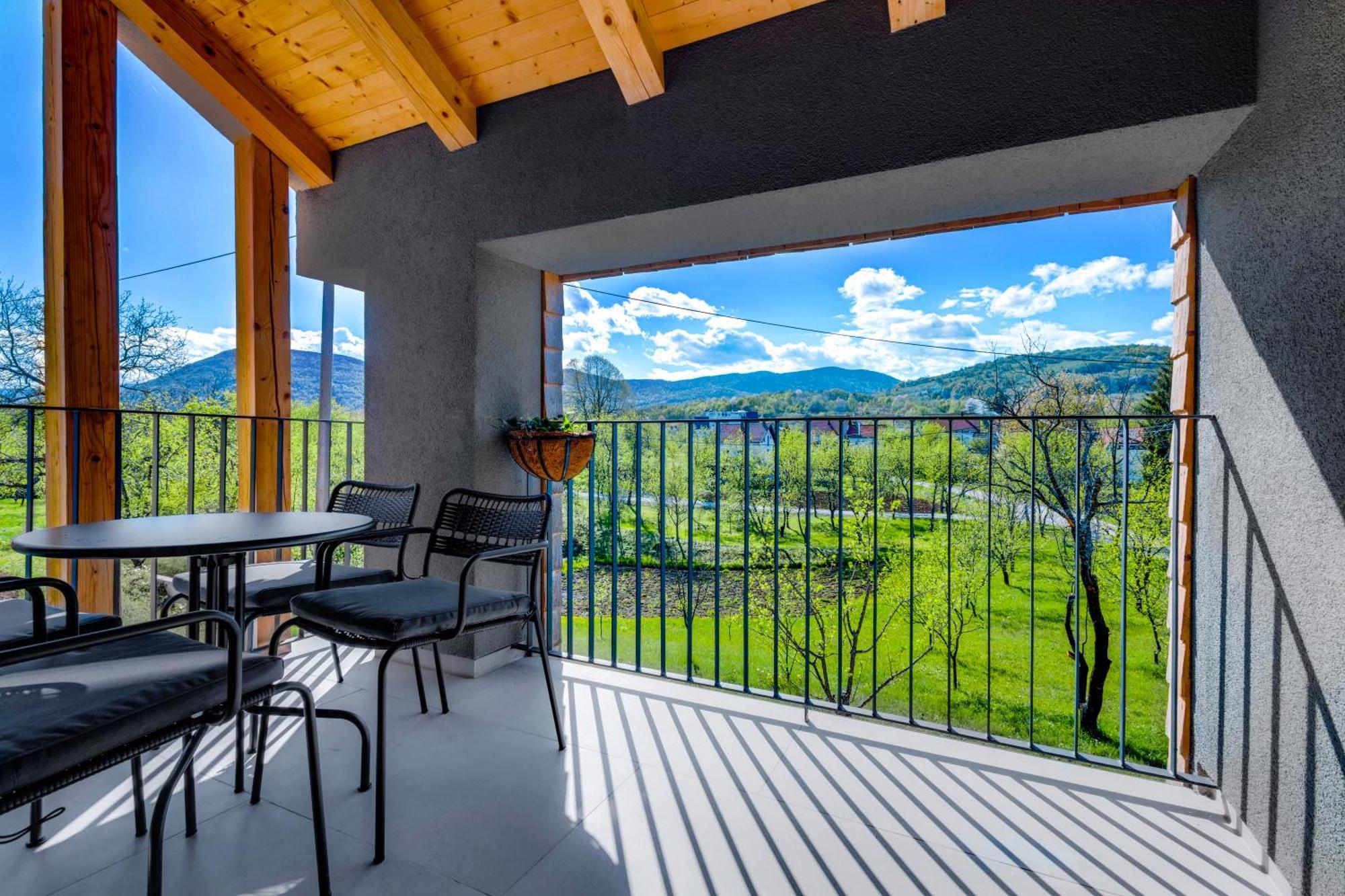 Plitvice Nest 2 Apartment Rakovica Exterior photo